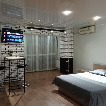 35 Проспект Миру Apartment Krivoy Rog Luaran gambar